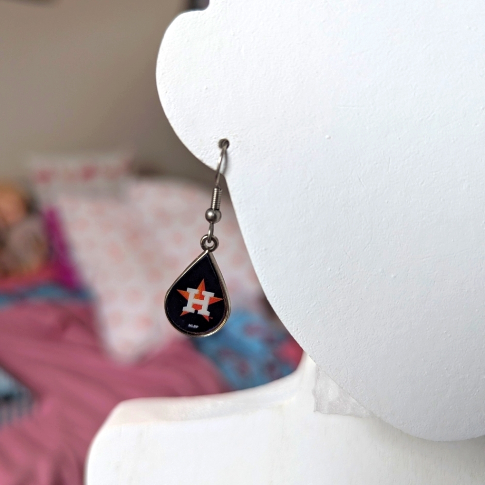 Houston Astros earrings. Hook style. Silver tone teardrop